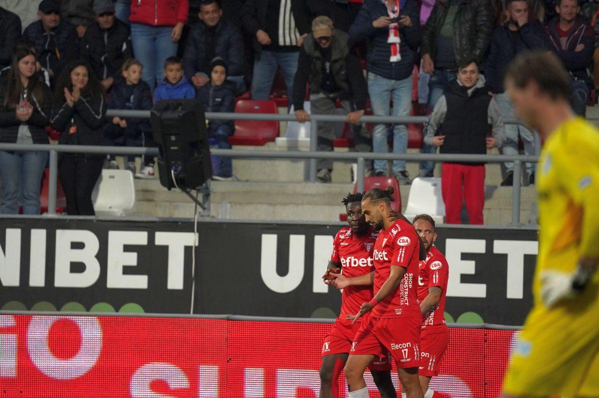 UTA - Universitatea Craiova - „Bătrâna Doamnă” versus leii din Bănie - cele mai tari cadre de la meci