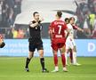 Standard - Anderlecht, suspendat în minutul 63 » Denis Drăguș, în mijlocul incidentelor: i-a provocat pe ultrași!