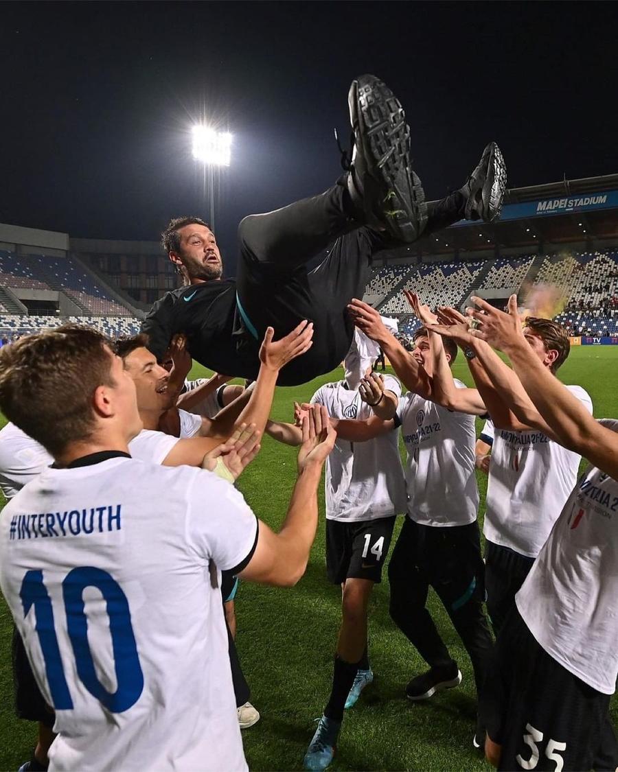 Cristi Chivu, diaspora decenței din fotbalul românesc. Îl vom avea vreodată în țară?