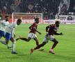 Clinton N'Jie și Alexandru Dobre FOTO: Ionuț Iordache (GSP)