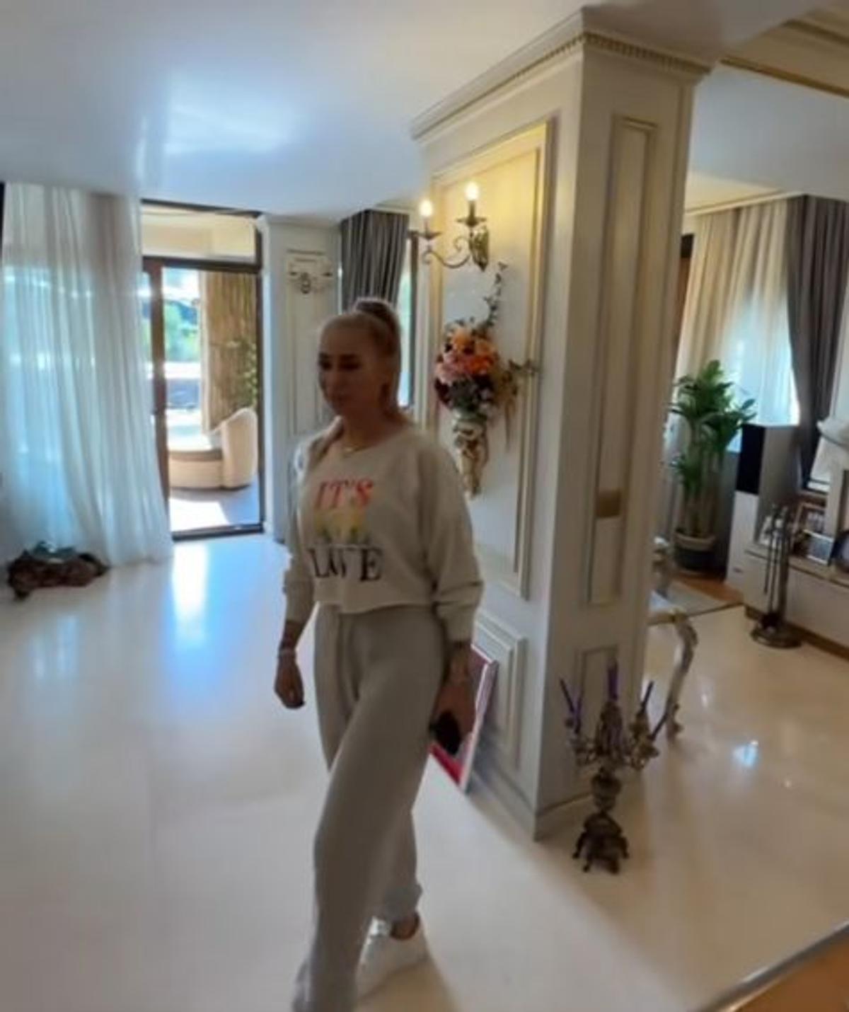 Cum arată vila Anamariei Prodan, reamenajată complet după despărțirea de Reghecampf