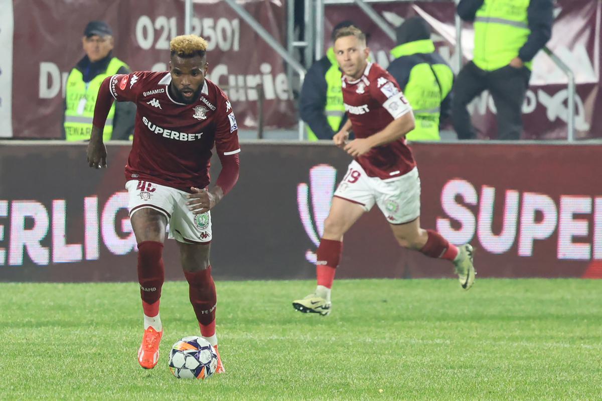 Alex Dobre a refuzat salariul lui Dinamo și a venit să fie star la Rapid » „Câinii” îi ofereau 20.000 de euro lunar