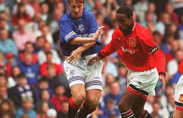 Scoțienii își amintesc cum „Cobra” Adrian Ilie a mușcat-o pe Rangers în 1995: „Sperăm să ne salveze iar un geniu ca Gazza, altfel va fi greu cu românii!”