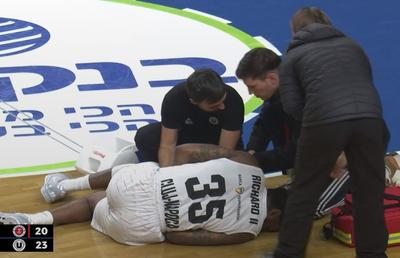 Accidentare gravă pentru căpitanul lui U-BT Cluj-Napoca în duelul cu Hapoel Ierusalim