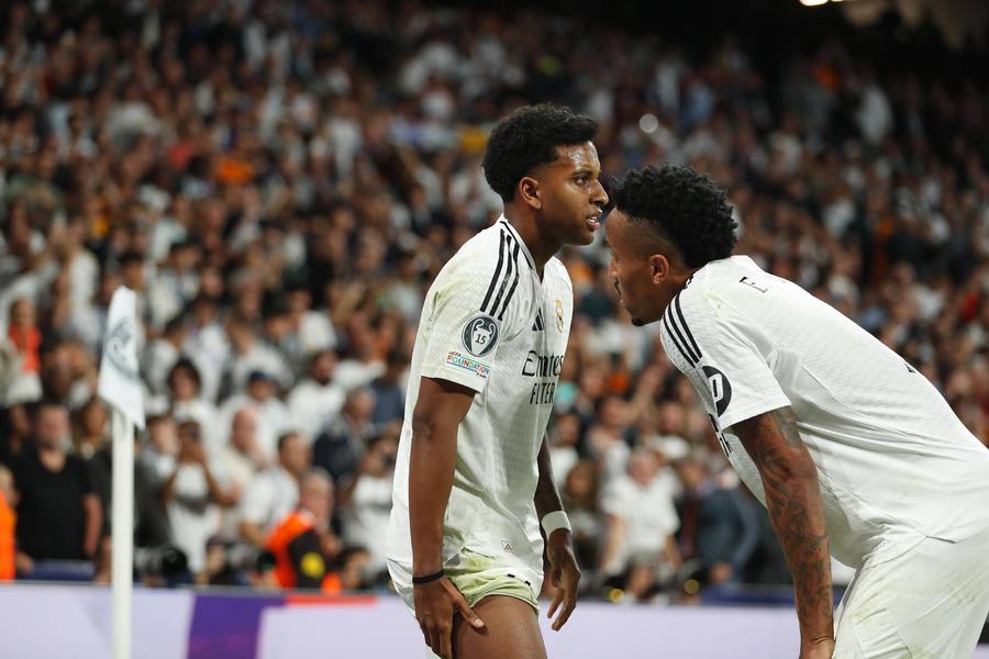 Rodrygo s-a accidentat în meciul cu Borussia Dortmund/ foto Imago Images Două lovituri dure încasate de Real Madrid în meciul cu Dortmund » S-au accidentat și ratează El Clasico de sâmbătă
