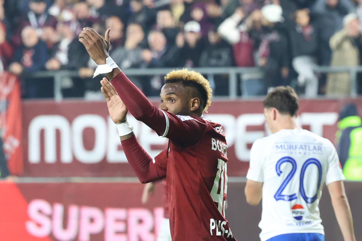 Aaron Boupendza