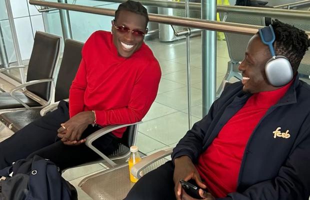 FCSB, probleme înaintea meciului cu Rangers » Avionul campioanei nu a ajuns la timp la București!