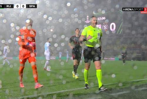 Rijeka - Sparta Praga, întrerupt din cauza ploii abundente/ foto: X @Croatian Football
