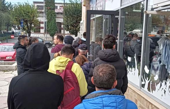 Dinamo bulversează un oraș întreg! Bilete cu buletinul, cozi și „vânătoare de vrăjitoare” la case! Marea temere existentă