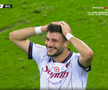 Umilință supremă pentru apărarea celor de la FCSB » Jucătorul de la Bologna l-a imitat pe Zidane în careu, apoi a izbucnit în râs