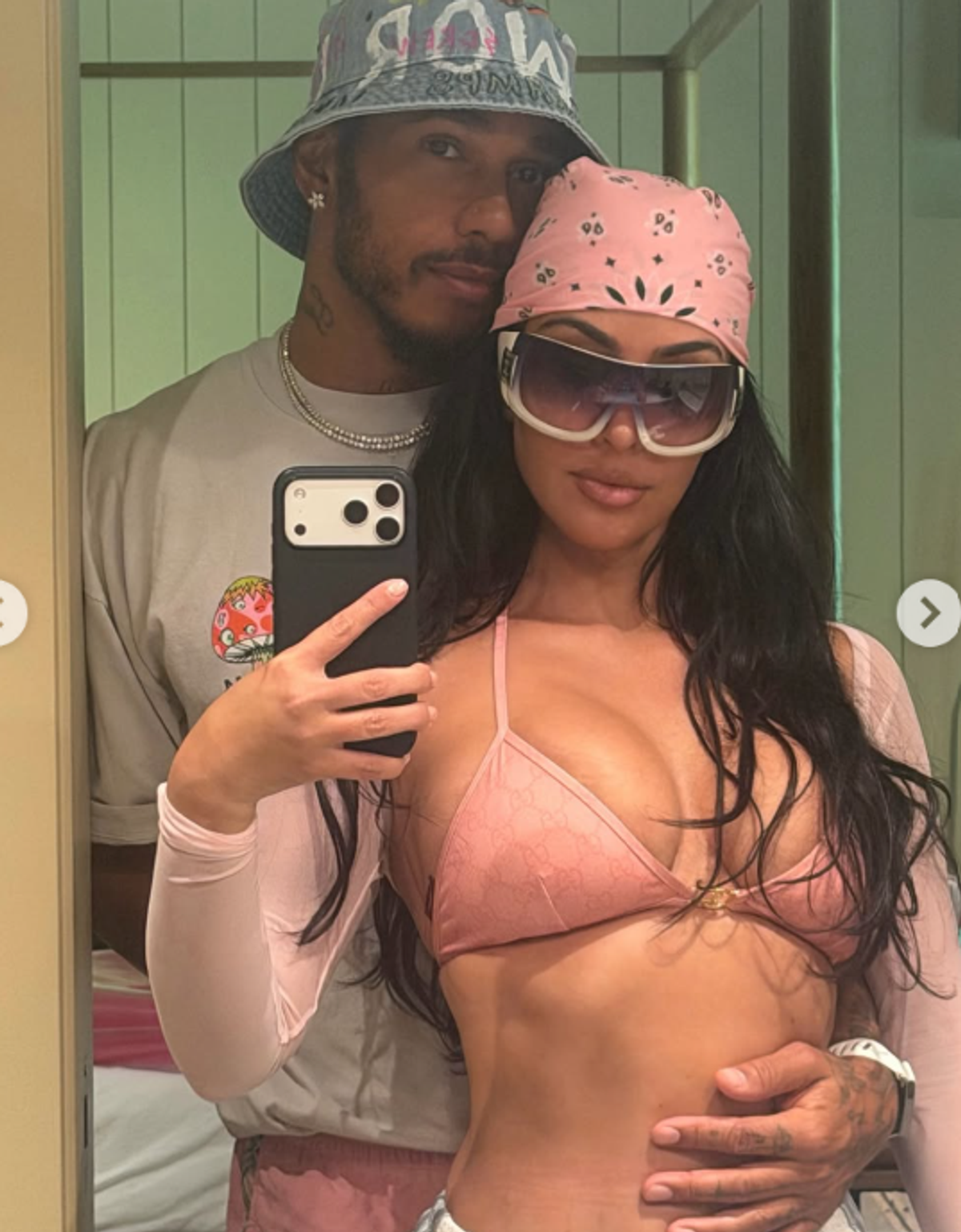Kim Kardashian, în Hawaii alături de sportivul celebru » Au profitat de pauza competițională! IMAGINILE postate