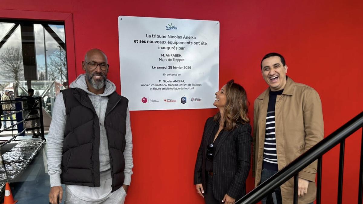 Atac sângeros în Paris: un bărbat a deschis focul dintr-o mașină!