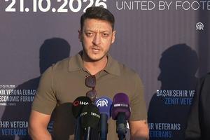 Mesut Ozil și președintele unui club important fac lobby pentru Rusia: „Dublă măsură. Reprimiți-i pe scena internațională!”