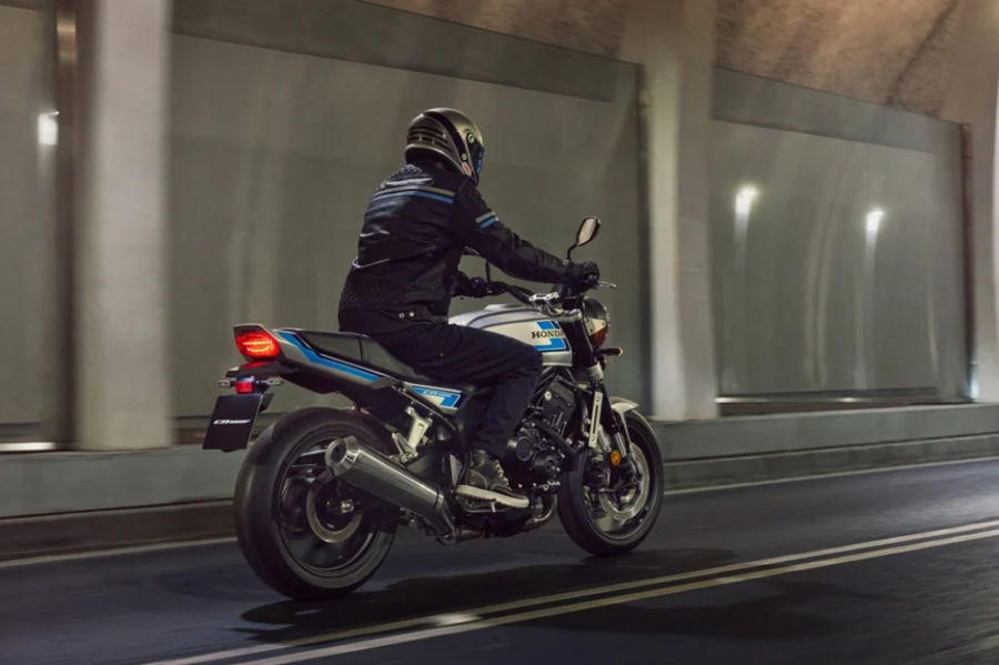 Echilibru între tradiție și performanță! Noua Honda CB1000F: tehnologie de ultimă generație și design retro reinterpretat