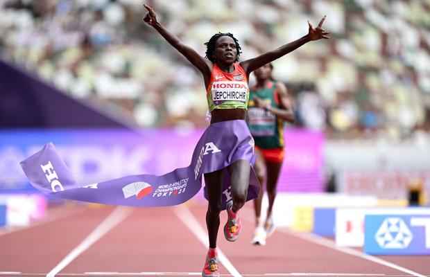 Campioana mondială la maraton, suspendată provizoriu după un rezultat analitic advers pentru EPO