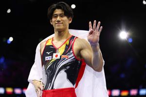 Japonezul Daiki Hashimoto și-a prelungit domnia » A câștigat al patrulea titlu la individual compus la Campionatele Mondiale de Gimnastică de la Rotterdam