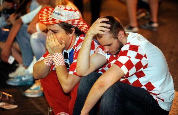 Cel mai ghinionist parior: a ratat 15.395 lire sterline din cauza unui singur gol marcat în minutul 90+6 în Premier League!