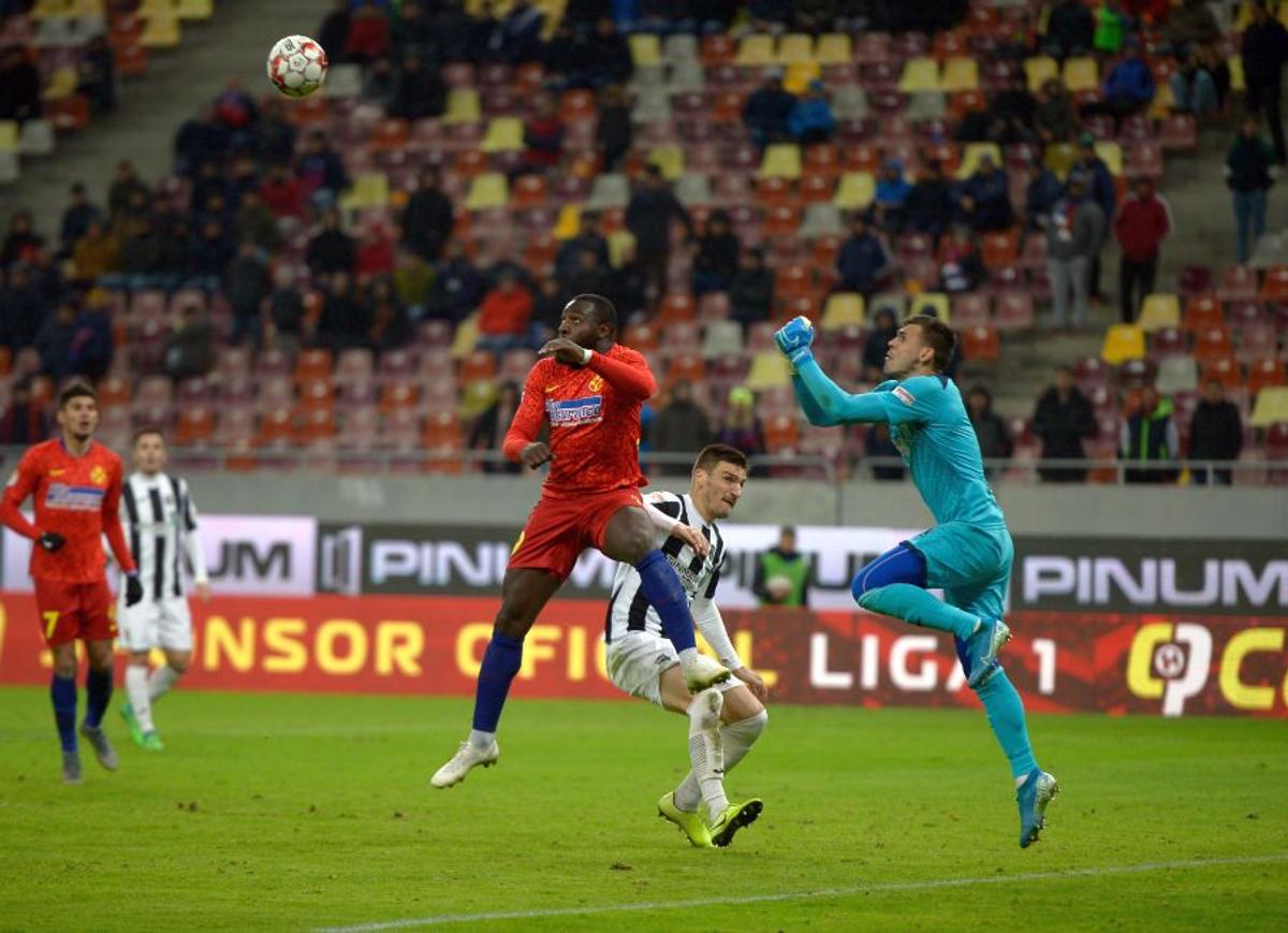 FCSB - ASTRA 1-3 // FOTO Mesajul lui Harlem Gnohere după accidentarea suferită cu Astra » Ce a postat atacantul la miezul nopții