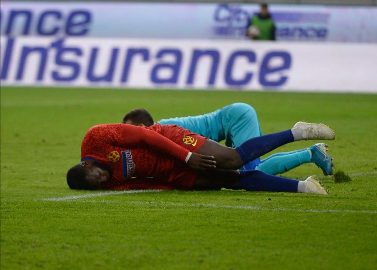 FCSB - ASTRA 1-3 // FOTO Mesajul lui Harlem Gnohere după accidentarea suferită cu Astra » Ce a postat atacantul la miezul nopții