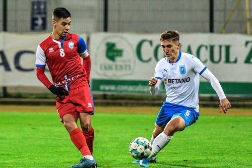 Doar 4 puncte au făcut oltenii în ultimele 4 etape: 0-1 cu Clinceni, 1-0 cu Hermannstadt, 0-1 cu Chindia și 0-0 la Botoșani FOTO sportpictures.eu