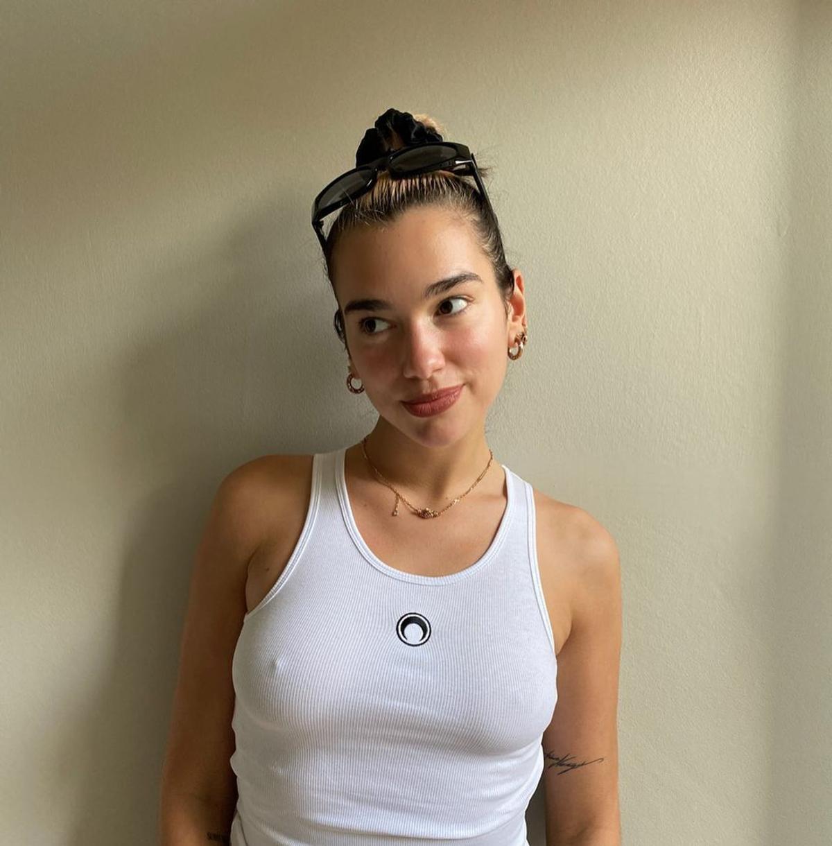 Dua Lipa dezminte zvonurile că va cânta în deschiderea Campionatului Mondial » Motivul oferit de artistă