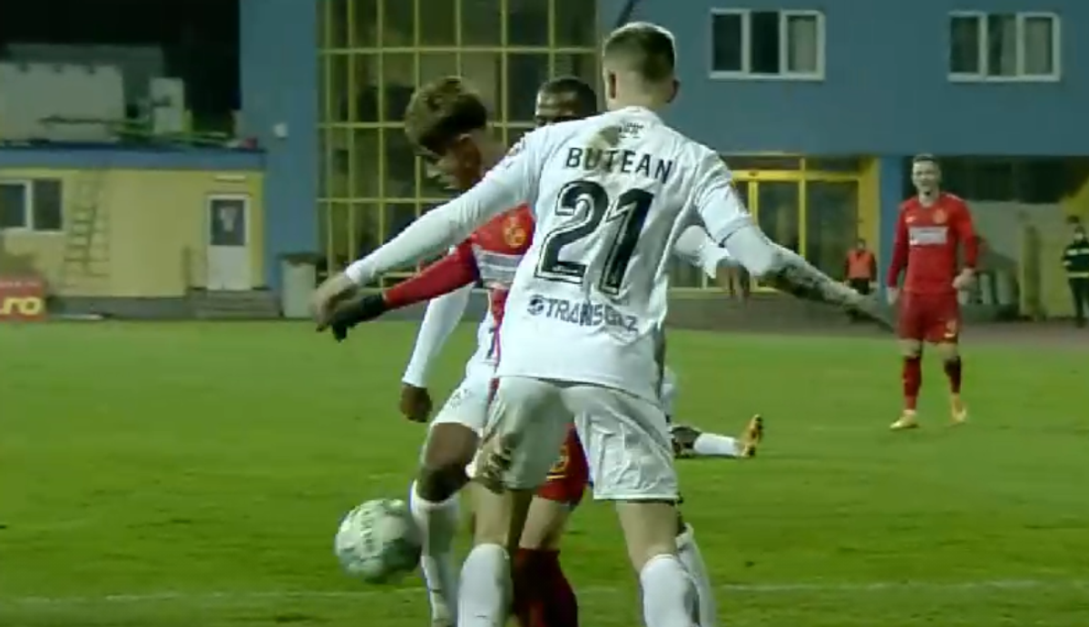 Gaz Metan - FCSB 2-3. Cornel Dinu, impresionat de un stelist: „Seamănă cu Dumitrache! Foarte talentat”