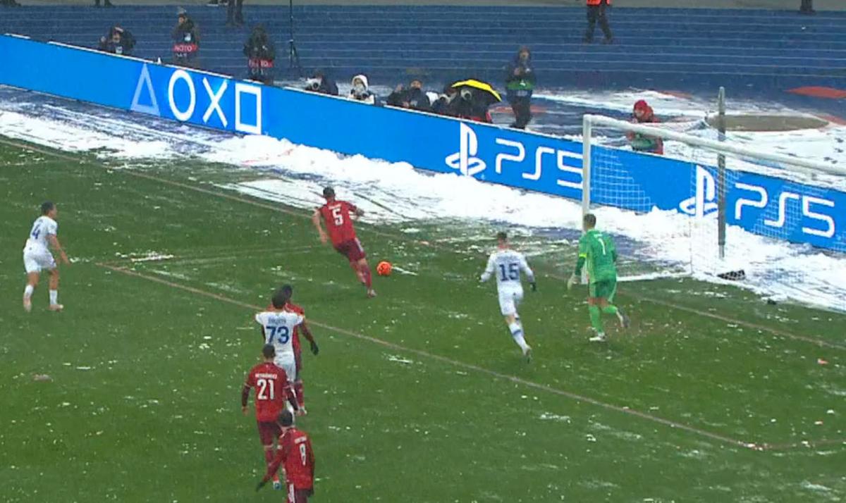 DINAMO KIEV - BAYERN. Mai ceva decât Eșanu! Ce cadou era să primească Lucescu de la Neuer + Turcii l-au „ars” pe român