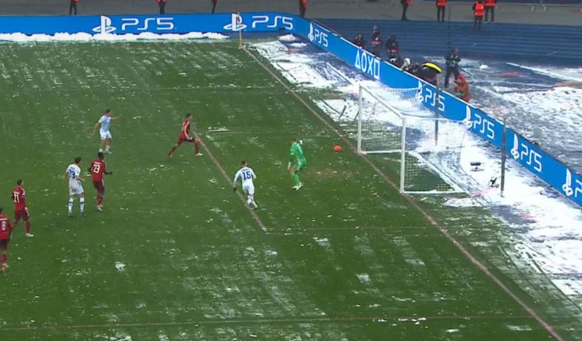 DINAMO KIEV - BAYERN. Mai ceva decât Eșanu! Ce cadou era să primească Lucescu de la Neuer + Turcii l-au „ars” pe român