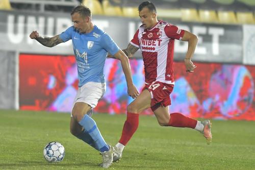 Mirko Ivanovski (dreapta), unul dintre jucătorii străini de la Dinamo // foto: Imago Images