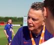 Surprins pe cameră » Van Gaal i-a făcut o propunere indecentă în plin antrenament: „Poți veni la hotel, să ne-o tragem” 