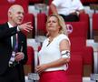 Nancy Faeser, Ministrul de Interne al Germaniei, cu banderola „One Love” lângă Infantino, foto: Guliver/Gettyimages