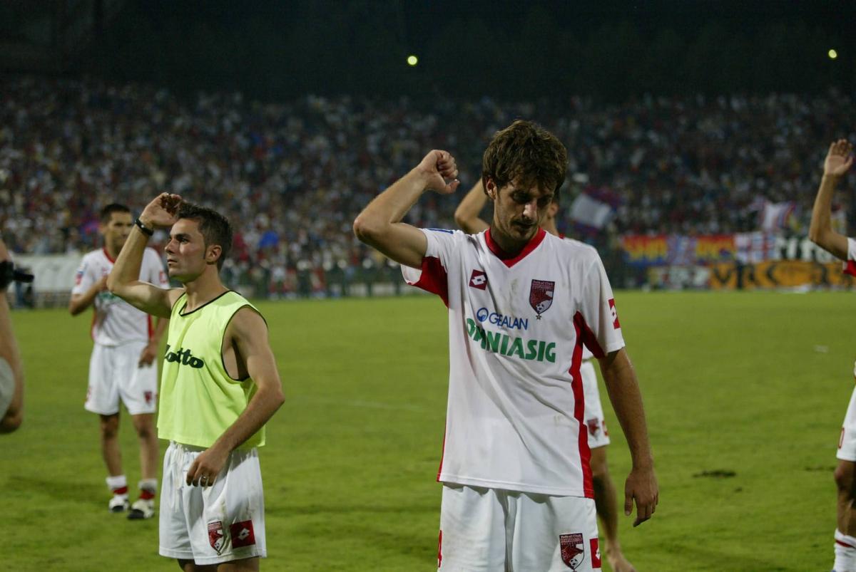 Imagini senzaționale de la primul FCSB - Dinamo din istorie » Burcă a comis-o, Pițurcă în extaz, MM pe garduri + Lupescu s-a însurat în timpul meciului