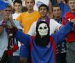 Imagini senzaționale de la primul FCSB - Dinamo din istorie » Burcă a comis-o, Pițurcă în extaz, MM pe garduri + Lupescu s-a însurat în timpul meciului