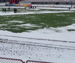 Start amânat cu o oră în Liga 2, la Reșița! Ultrașii au pus și ei mâna pe lopeți. Detalii și imagini de la stadion