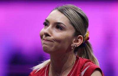 Bernadette Szocs a revenit fantastic de la 0-3, dar nu a dus minunea până la capăt. S-a oprit în semifinale la Turneul Campioanelor