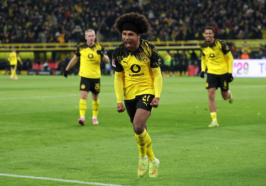 Karim Adeyemi // FOTO: Getty Images Barcelona transferă atacantul cu origini din România » 30 de milioane de euro
