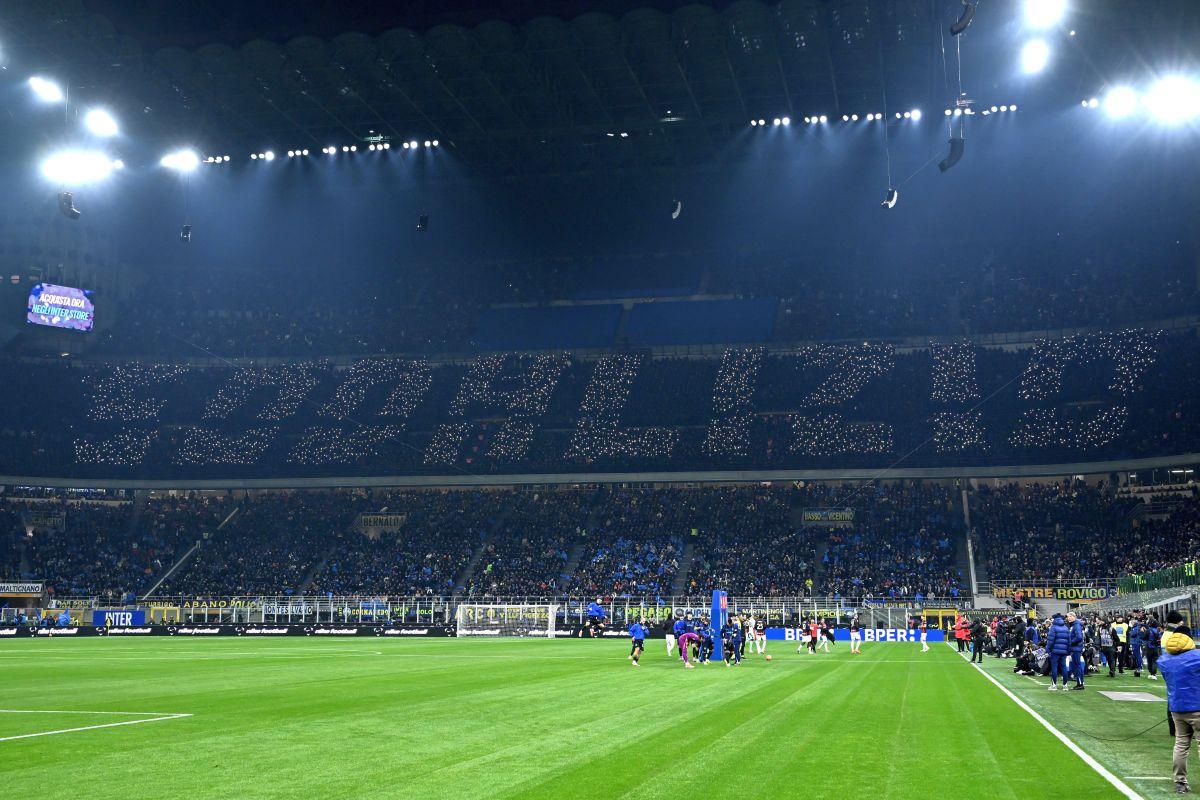 Scenografiile afișate înainte de Inter -Milan, primul derby pentru Cristi Chivu
