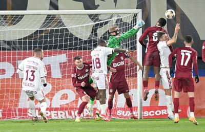 Lider spulberat în Gruia! Rapidistul Aioani i-a dat două mâini de ajutor lui Pancu și CFR Cluj vine lângă FCSB