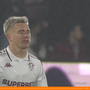 Claudiu Petrila, nemulțumit după ce a fost schimbat în CFR - Rapid // FOTO: captură Orange Sport