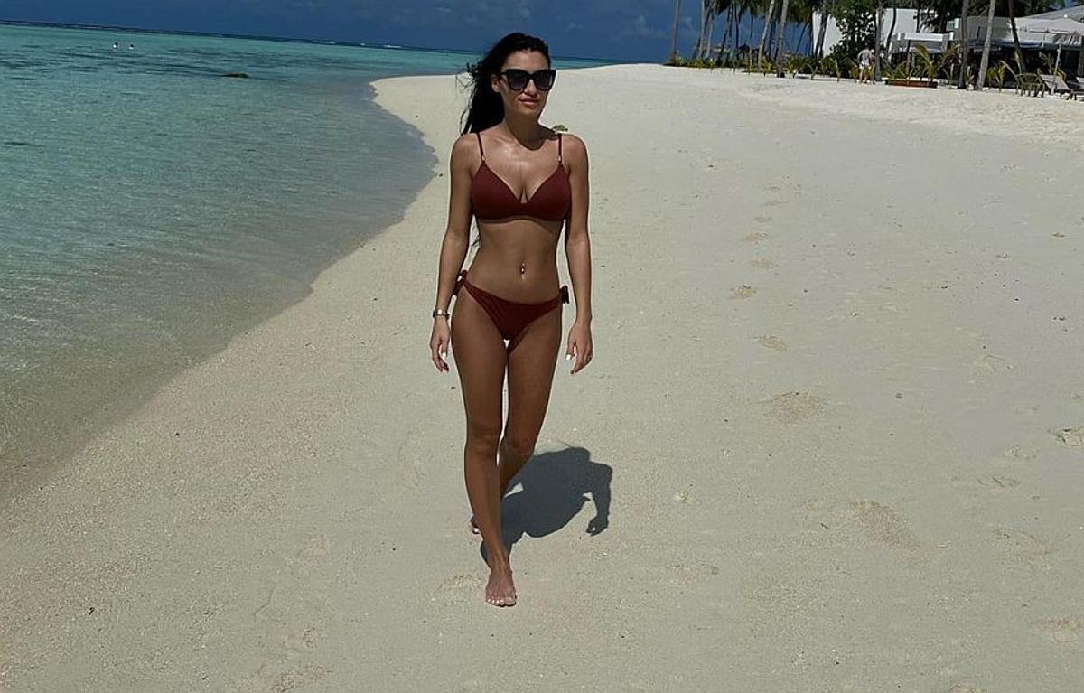 FOTO Carina, iubita lui Adi Rus, superhot în vacanța exotică! Fotografii spectaculoase din Maldive + a fost cerută de soție sub apă
