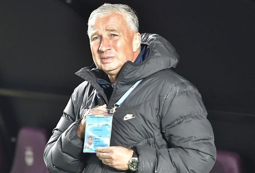 Dan Petrescu, desemnat antrenorul anului 2022 în Gala GSP, foto: Imago