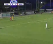 Clipe de groază: unul dintre stâlpii nocturnei s-a prăbușit chiar în timpul meciului!