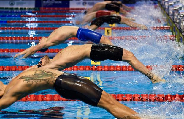 Accidentare serioasă pentru un înotător italian la Campionatele Europene în bazin scurt de la Otopeni