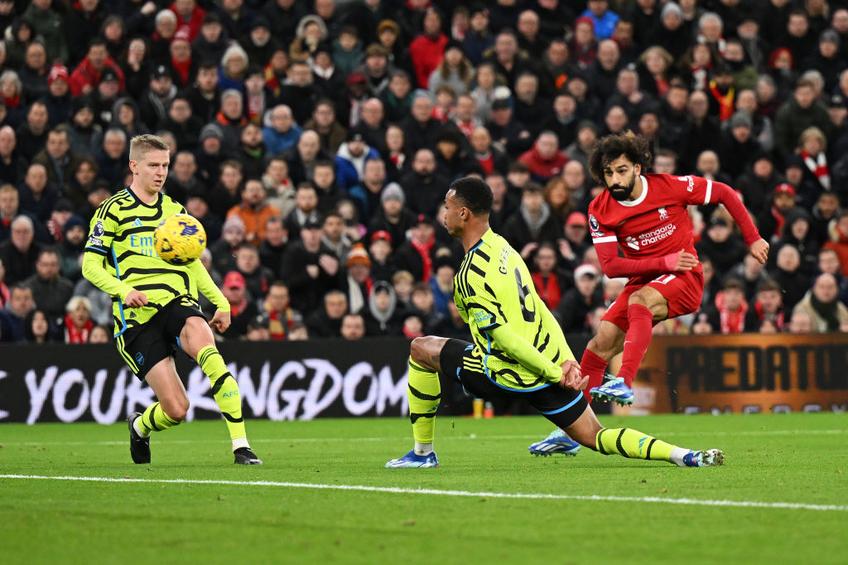 Liverpool și Arsenal au remizat, scor 1-1, în derby-ul etapei cu numărul 18 din Premier League. „Tunarii” rămân lideri, cu un punct peste „cormorani” și Aston Villa.