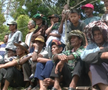 Imagini nebune de la cursa tradițională de tauri din Indonezia: „Deseori e nevoie să îi mușc de coadă”