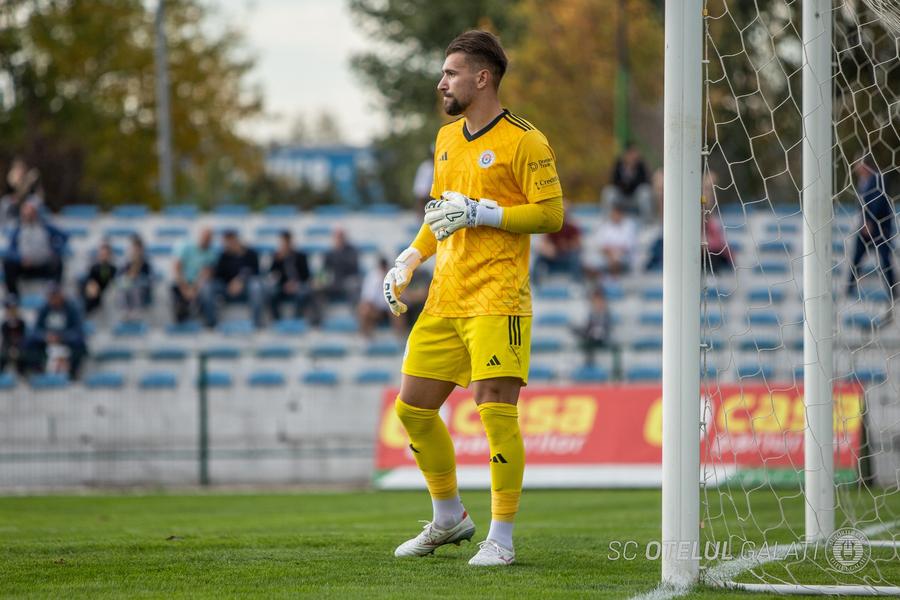 Maksym Kovalov / Foto: Oțelul Galați Dorinel Munteanu a început curățenia la Oțelul Galați » Primele două despărțiri