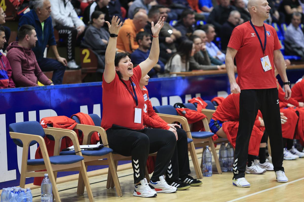 SCM Râmnicu Vâlcea - CSM București, etapa 11 Liga Florilor