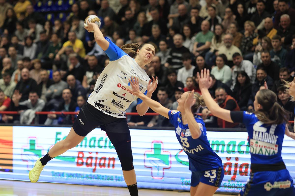 SCM Râmnicu Vâlcea - CSM București, etapa 11 Liga Florilor