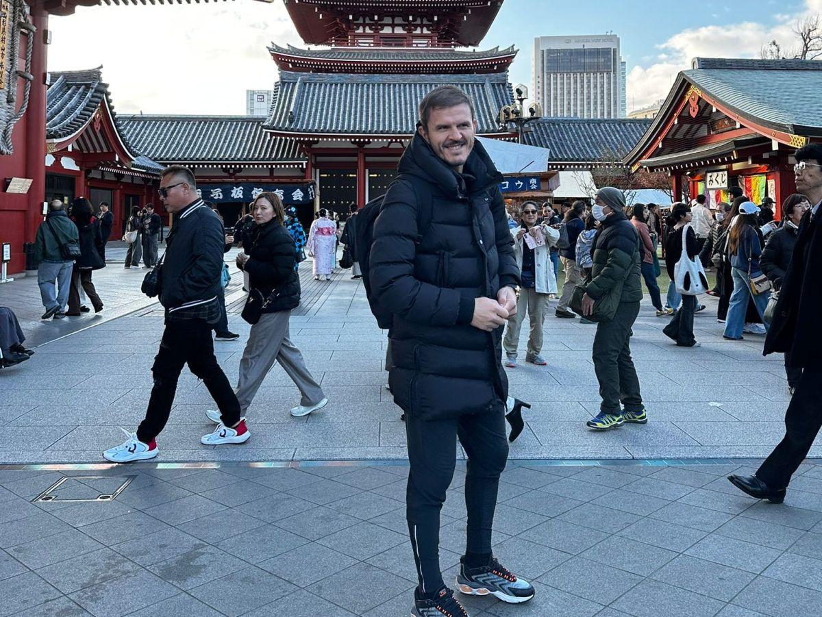 Costin Lazăr și vacanța în Japonia: fostul rapidist a lăsat cozonacii pentru sushi