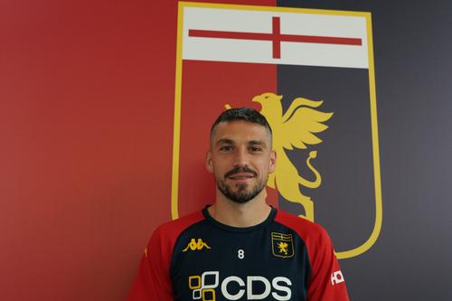 Stanciu trăiește la Genoa prima sa experiență într-un campionat puternic, la 32 de ani. Foto: Andrei Furnigă (GSP)